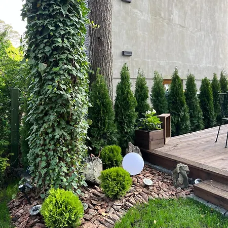 Jura Manyje דירה *